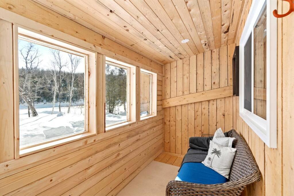 Cozy Cabin For Intimate Wilderness Escape Bathurst Exterior foto